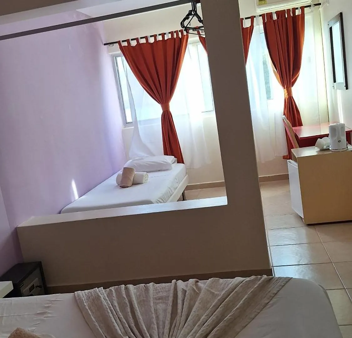 Hotel Tarrafal Residence
